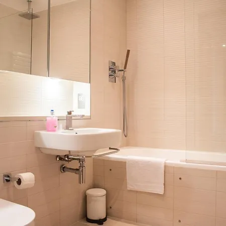 Apartment Grande Central A2b